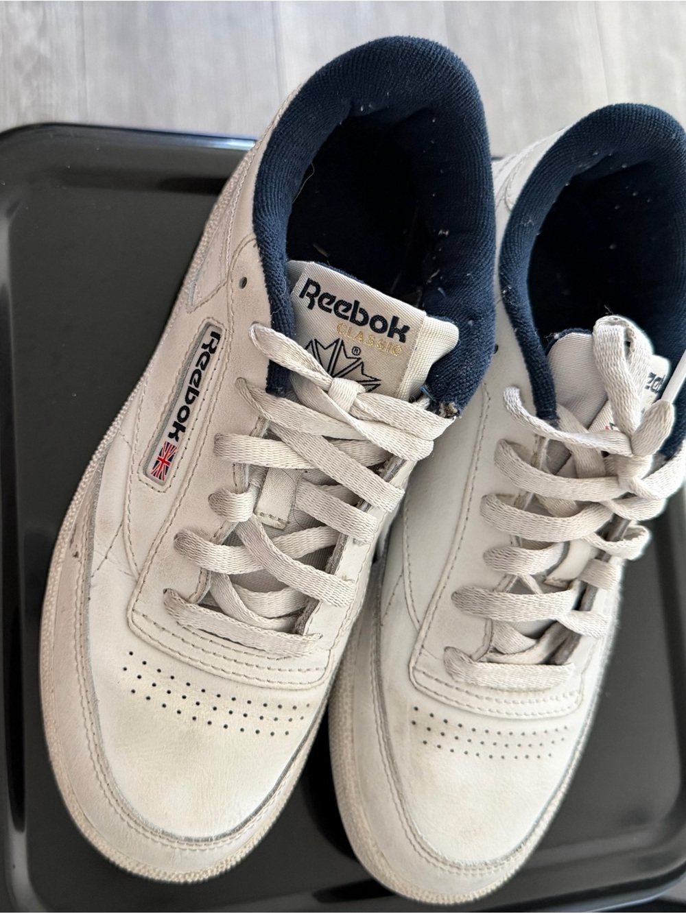 Reebok Classic women's White Leather Sneakers size 37.5